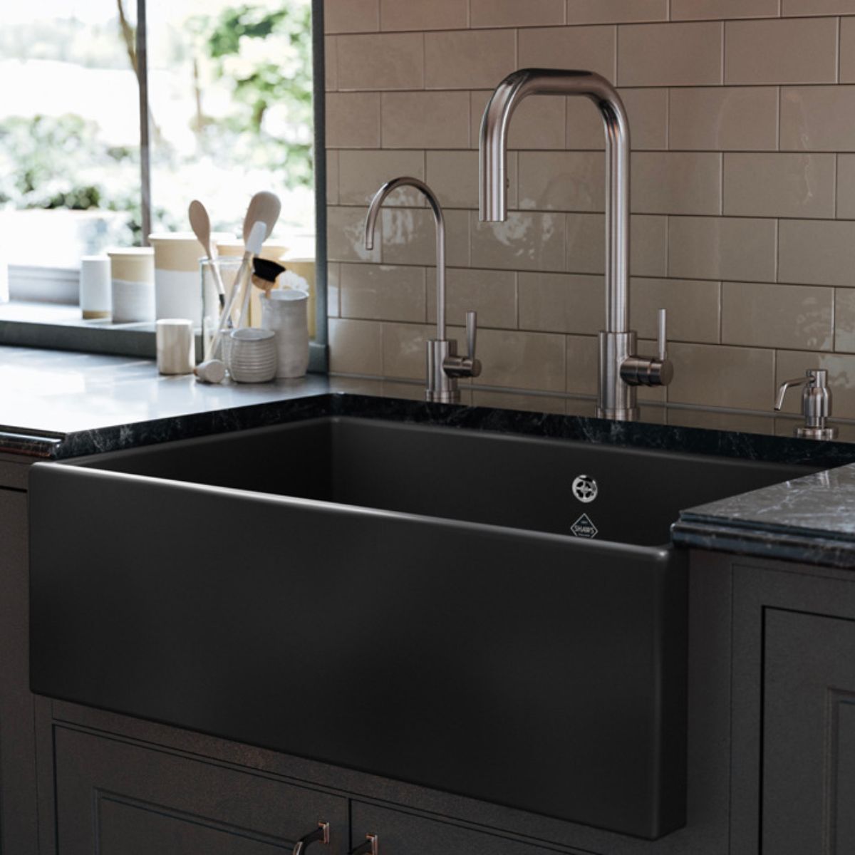 Shaws of Darwen Shaker Single 800 Black in modern kitchen
