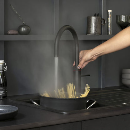 Quooker Fusion Round Boiling Water Tap Black Dispensing Boiling Water for Pasta